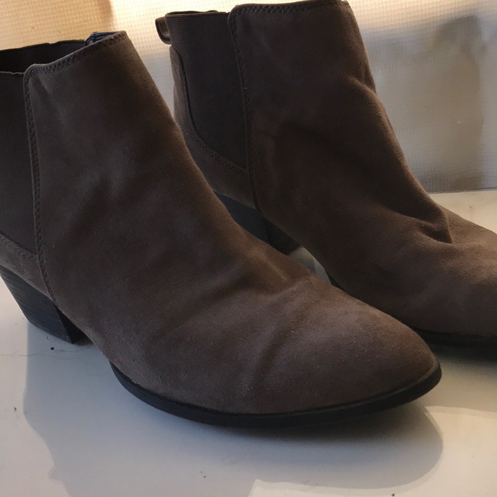 Ankle boots